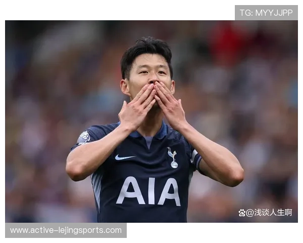 足球黄金时代巨星排名回顾揭示经典传奇球员风采